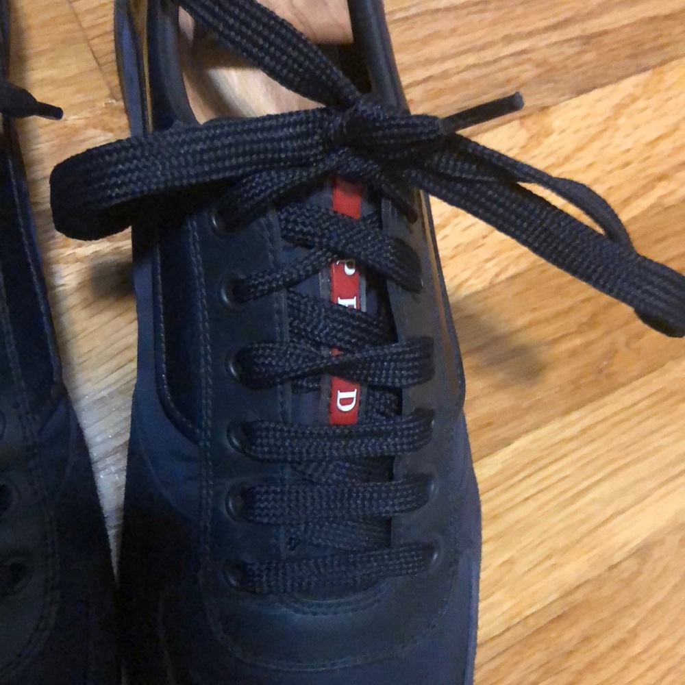 Prada shoes - Picture 3 of 4